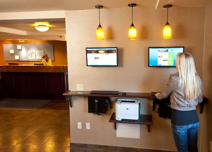 Grand Canyon &